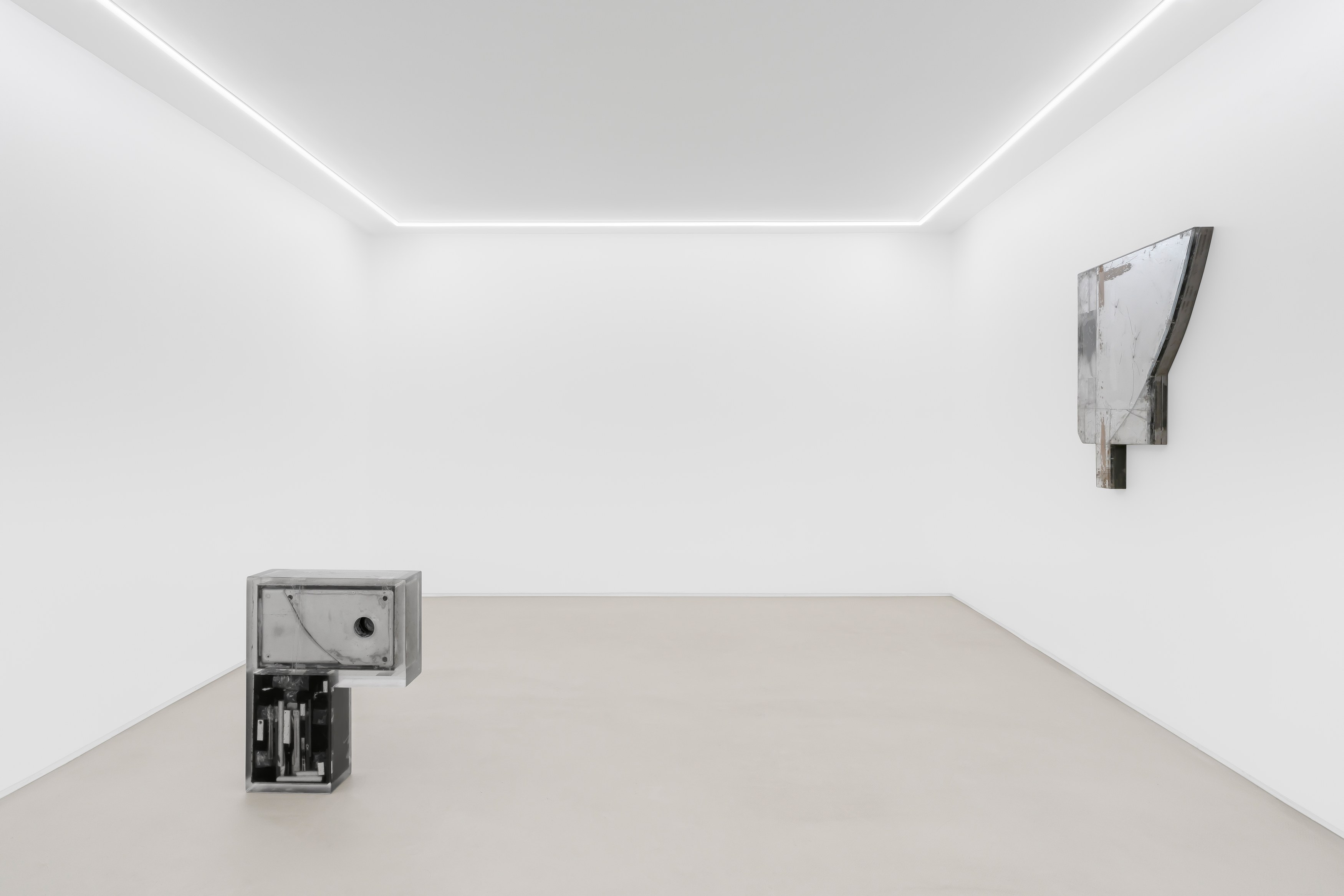 Jason Gringler, Studio at Lo Brutto Stahl, photo 4