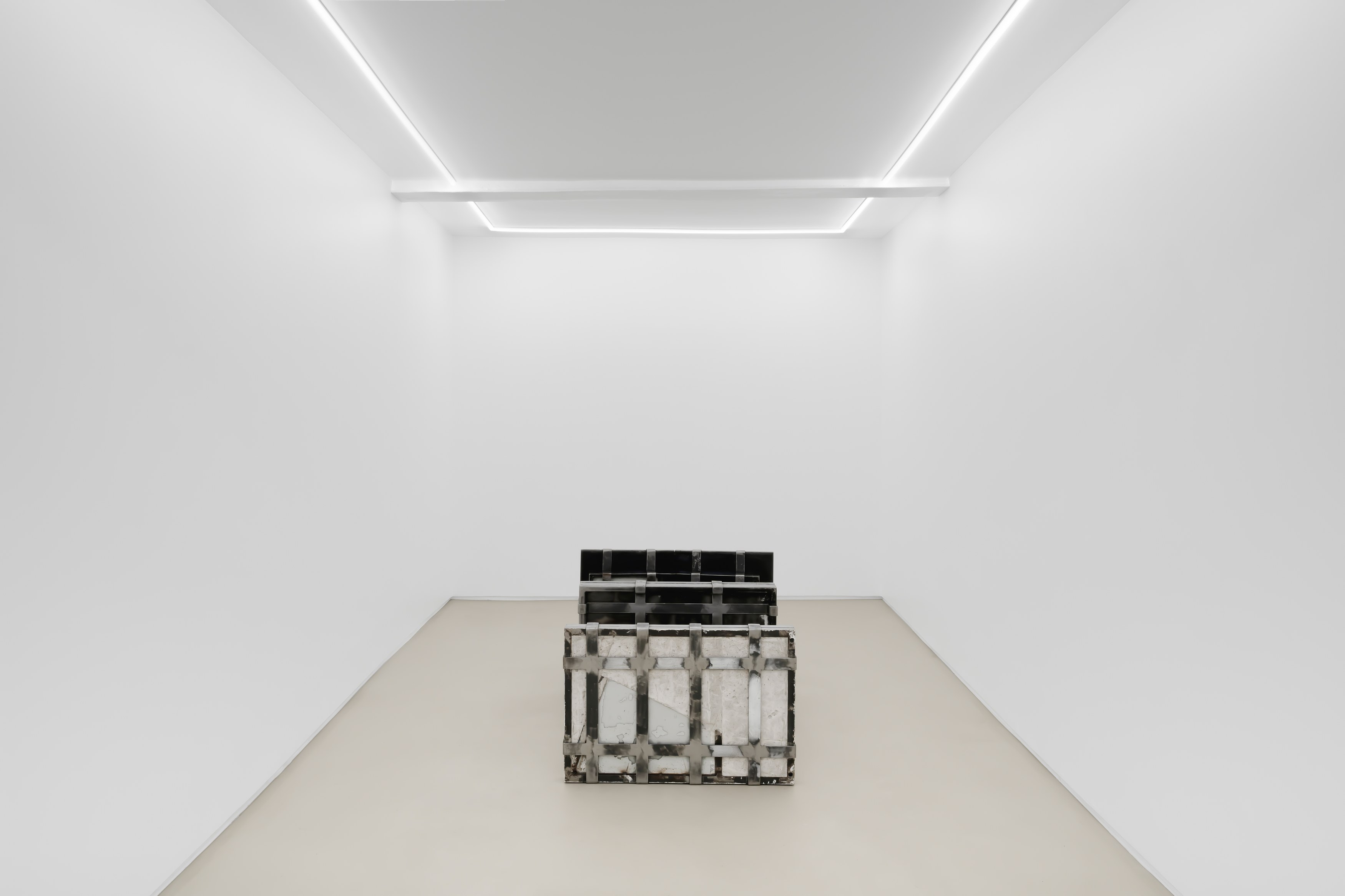 Jason Gringler, Studio at Lo Brutto Stahl, photo 9
