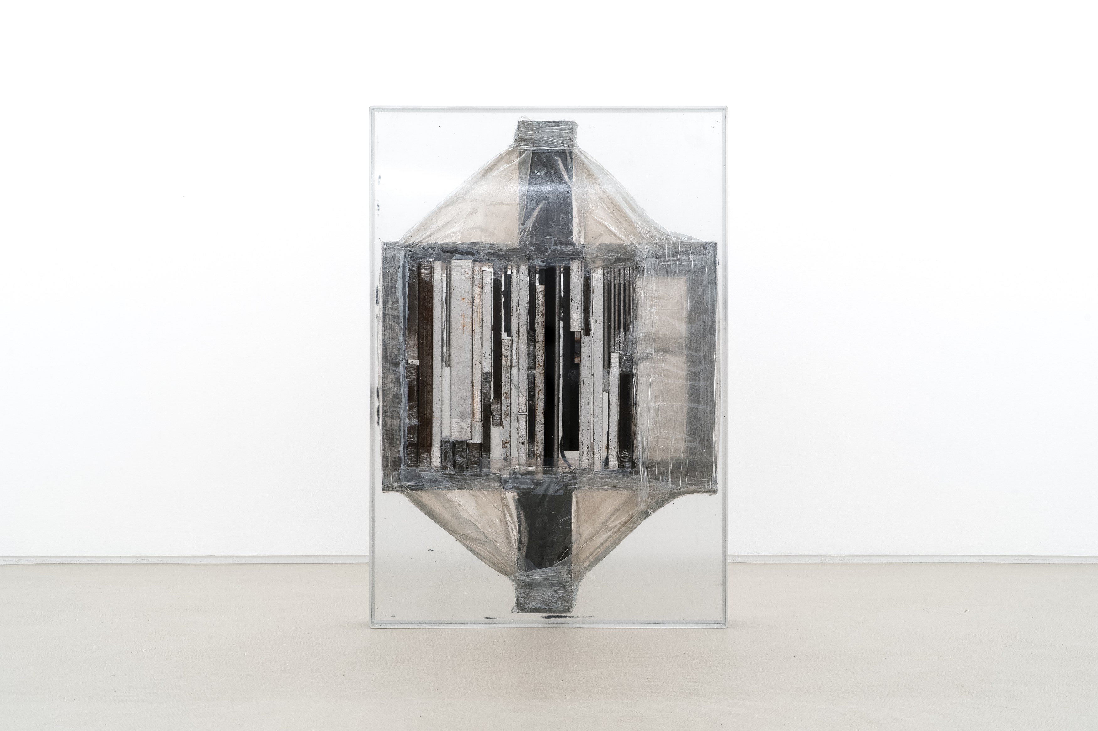 Jason Gringler, Studio at Lo Brutto Stahl, photo 14