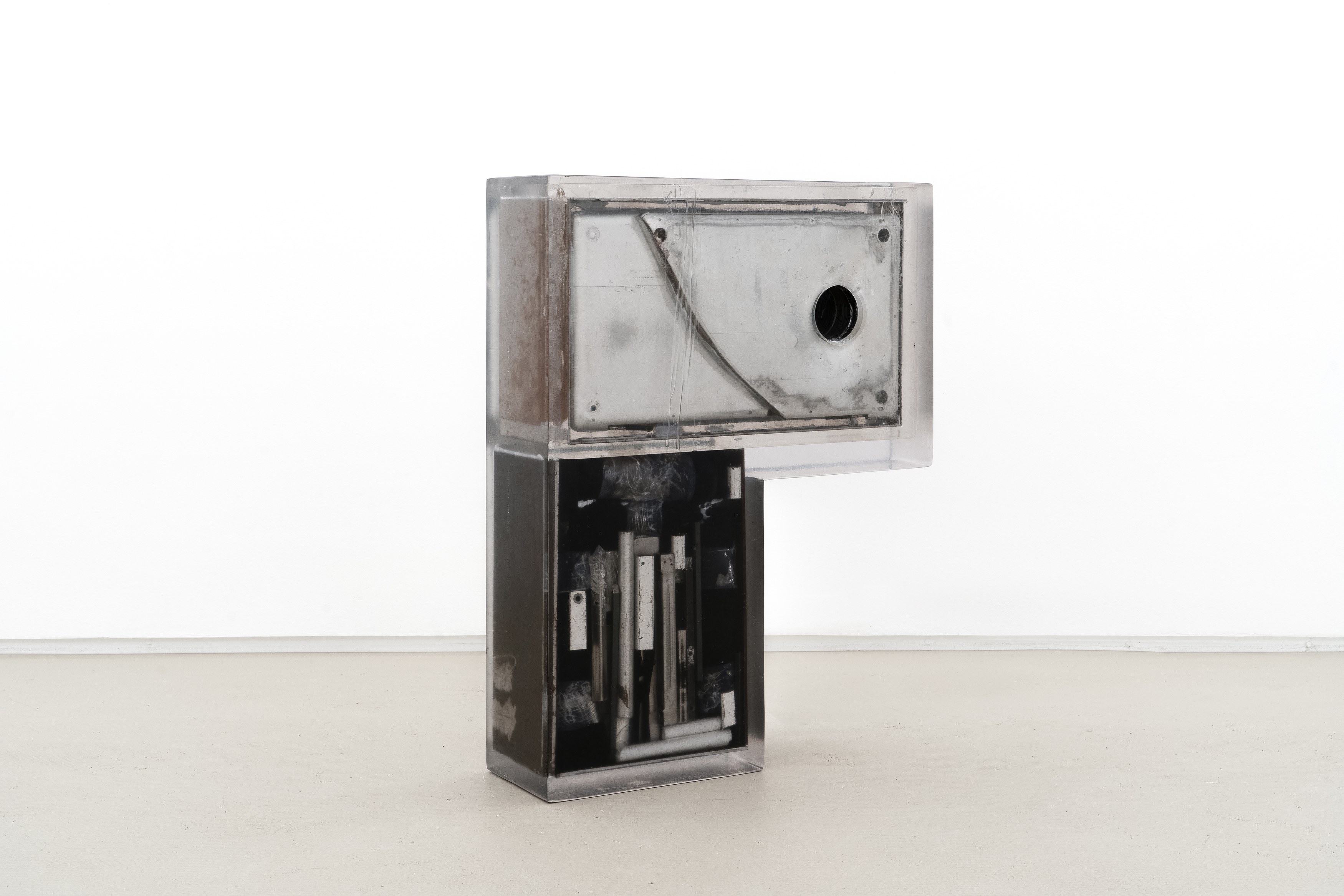 Jason Gringler, Studio at Lo Brutto Stahl, photo 31