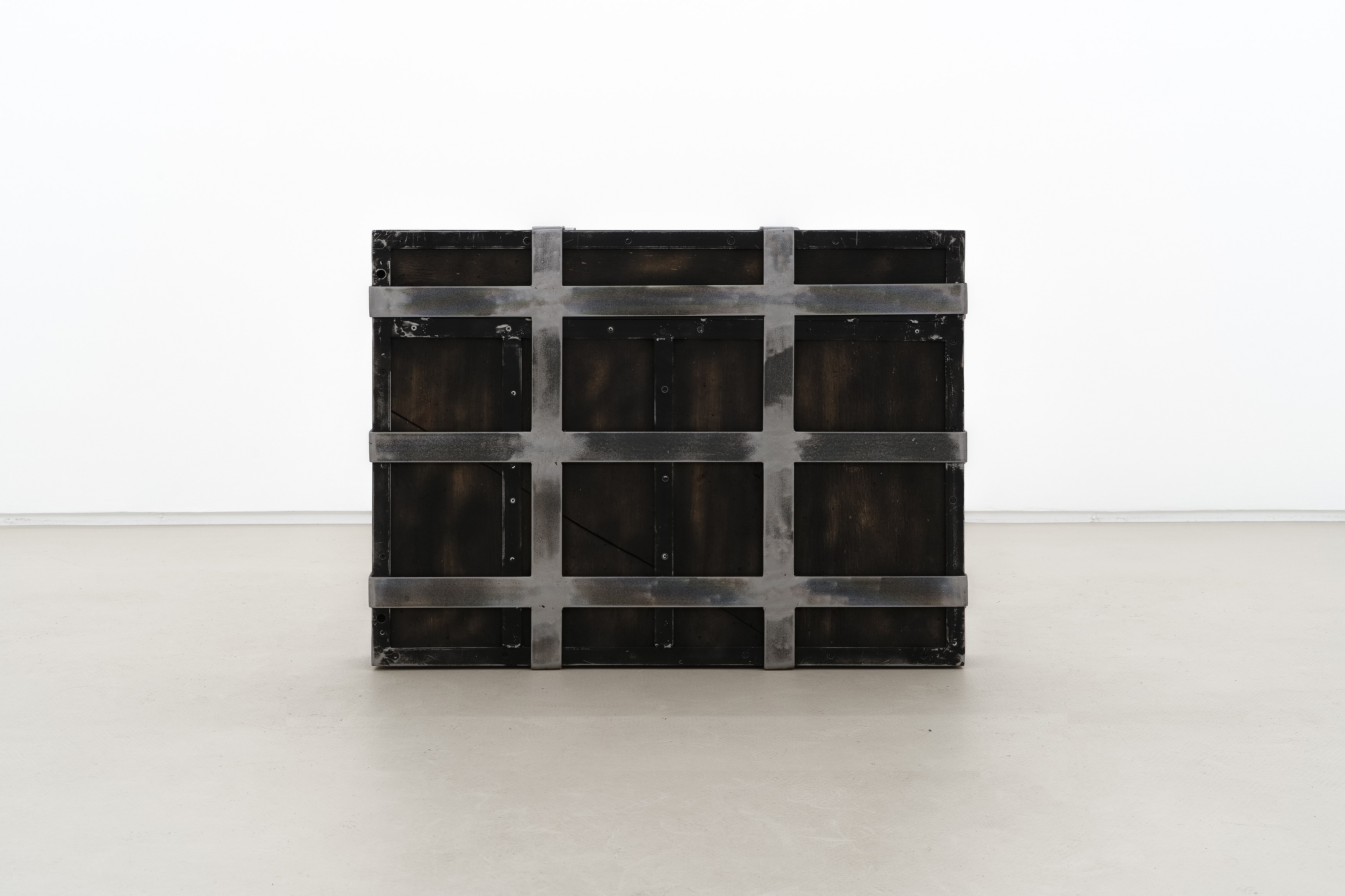 Jason Gringler, Studio at Lo Brutto Stahl, photo 44