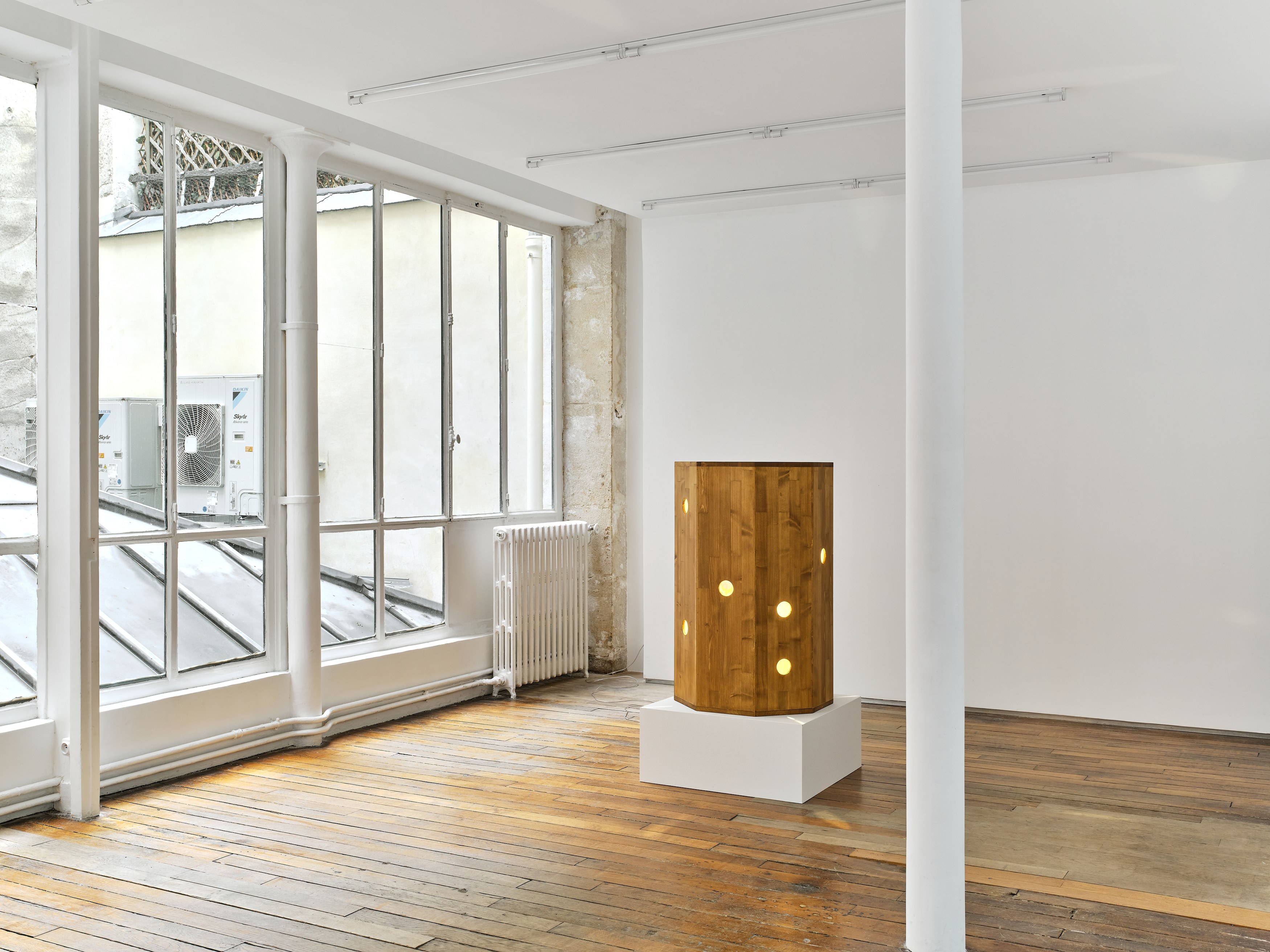 Erasmia Kadinopoulou, Until Light Slaps at Petrine, photo 2