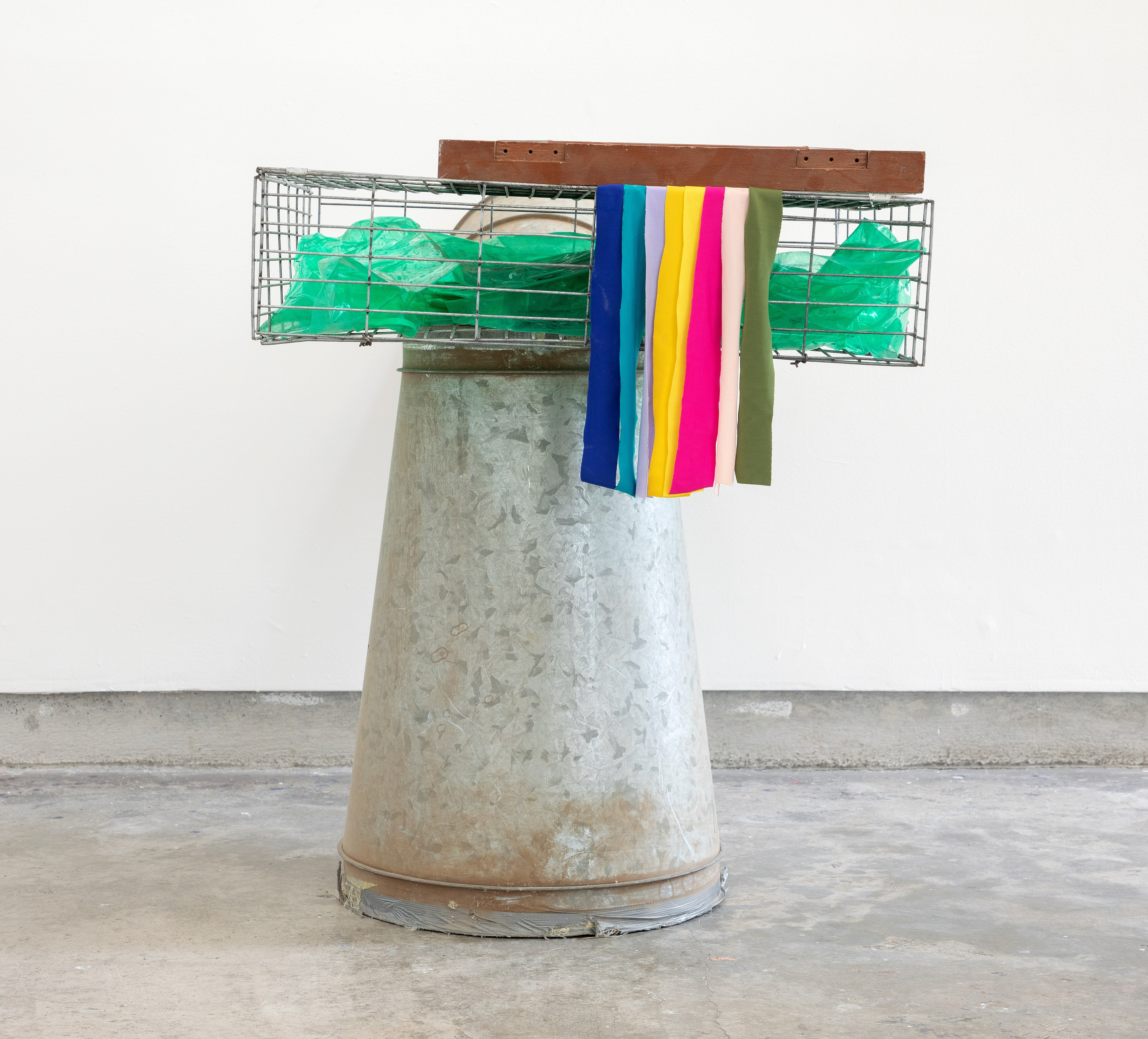Lonnie Holley, mosie romney, Abbas Zahedi, Echopraxia at anonymous gallery, photo 7