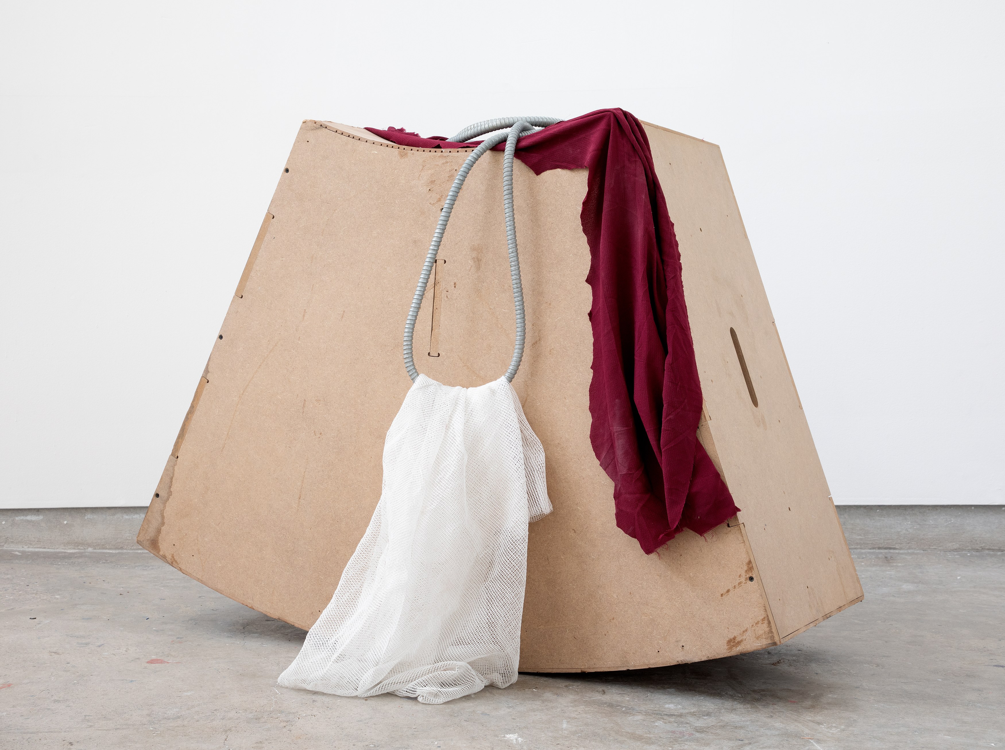 Lonnie Holley, mosie romney, Abbas Zahedi, Echopraxia at anonymous gallery, photo 10