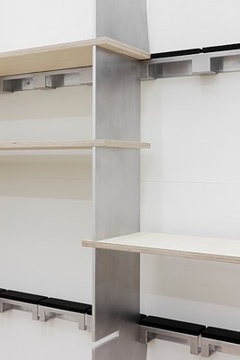 Image 7 of 28