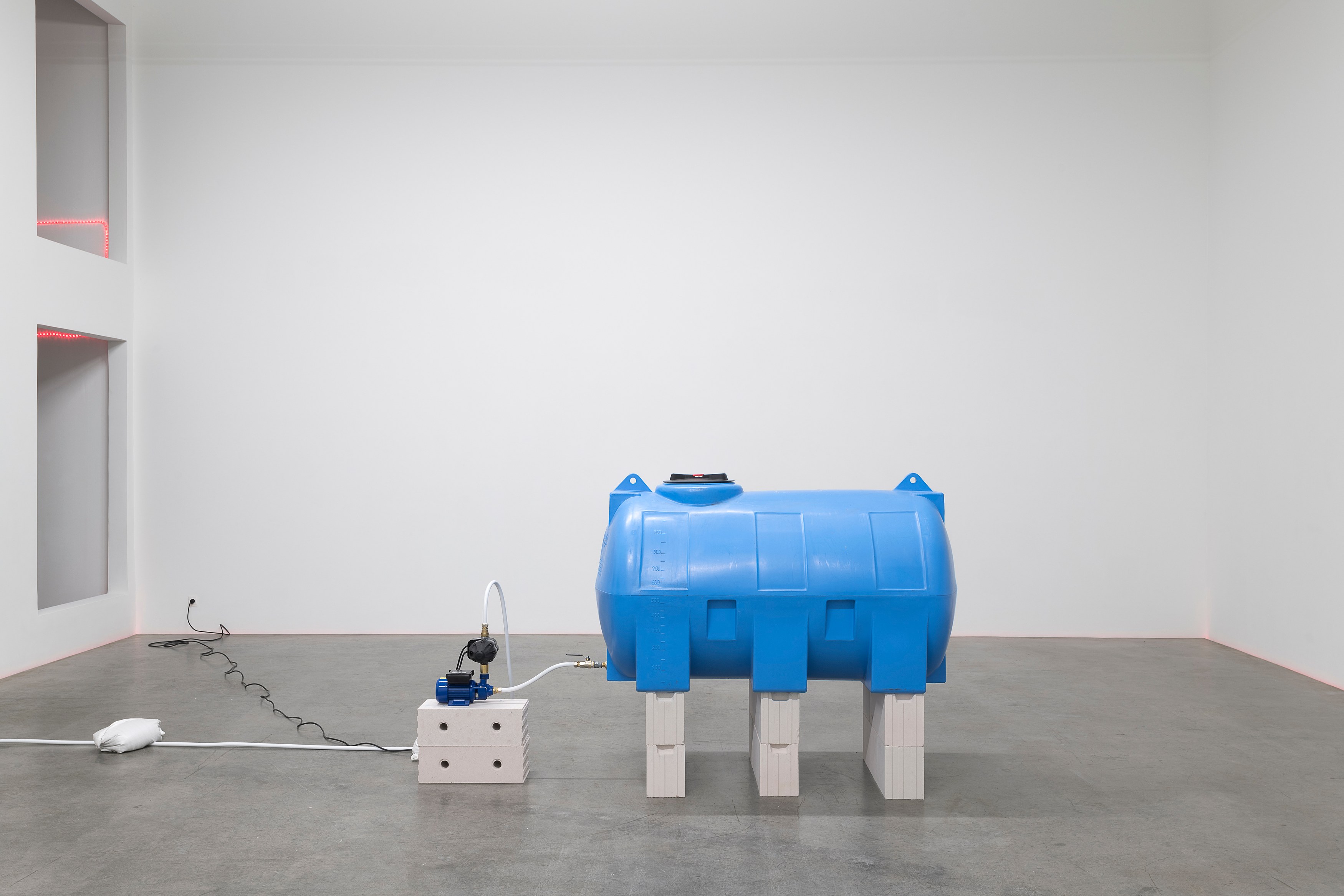 Claire Fontaine, Become a Sea at MD 72, photo 6