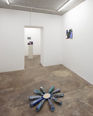 Image 7 of 19