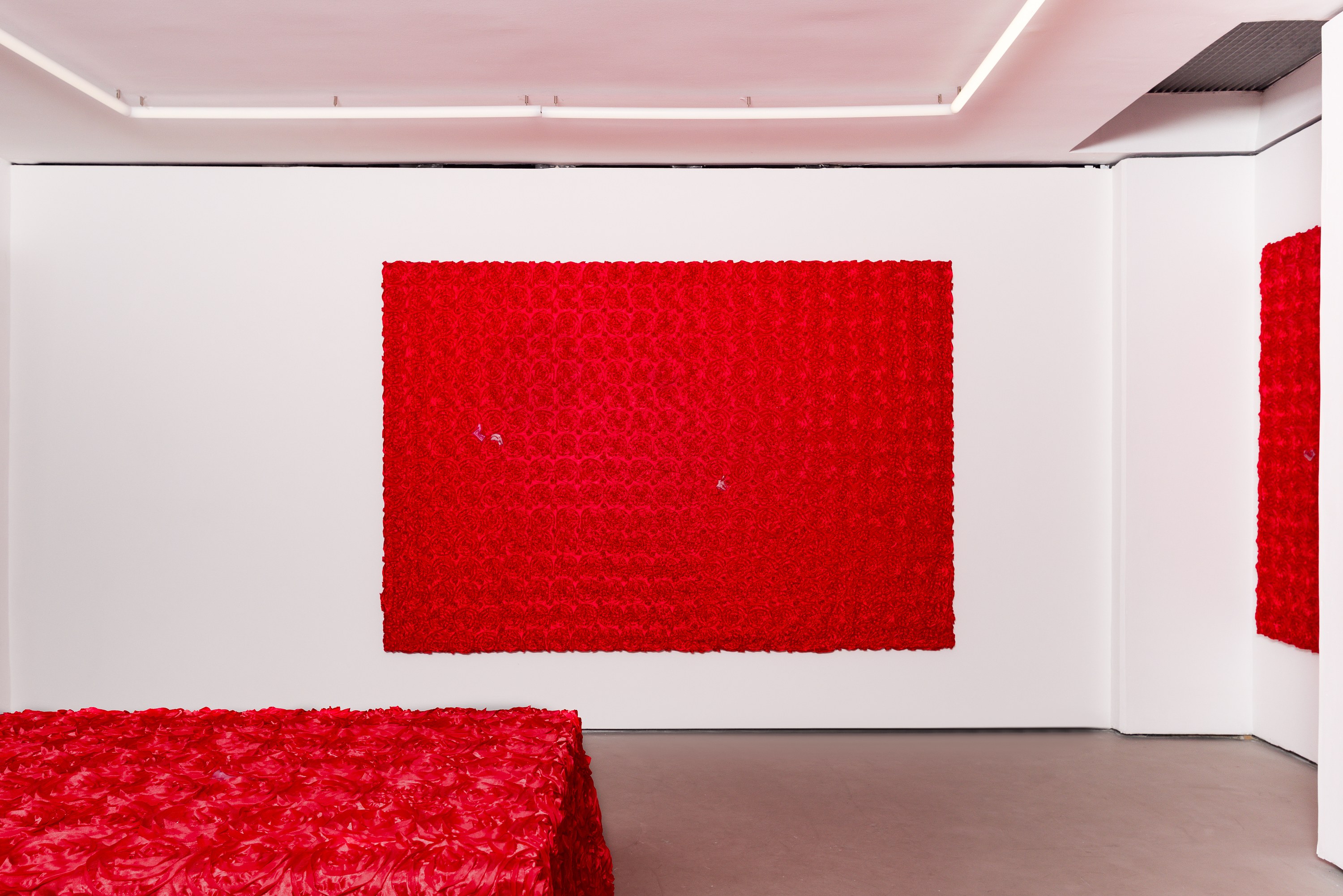 Puppies Puppies (Jade Guanaro Kuriki-Olivo), Trigger Warning at Galerie Balice Hertling, photo 26