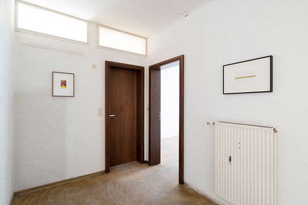 Image 15 of 28