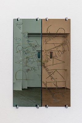 Image 4 of 19