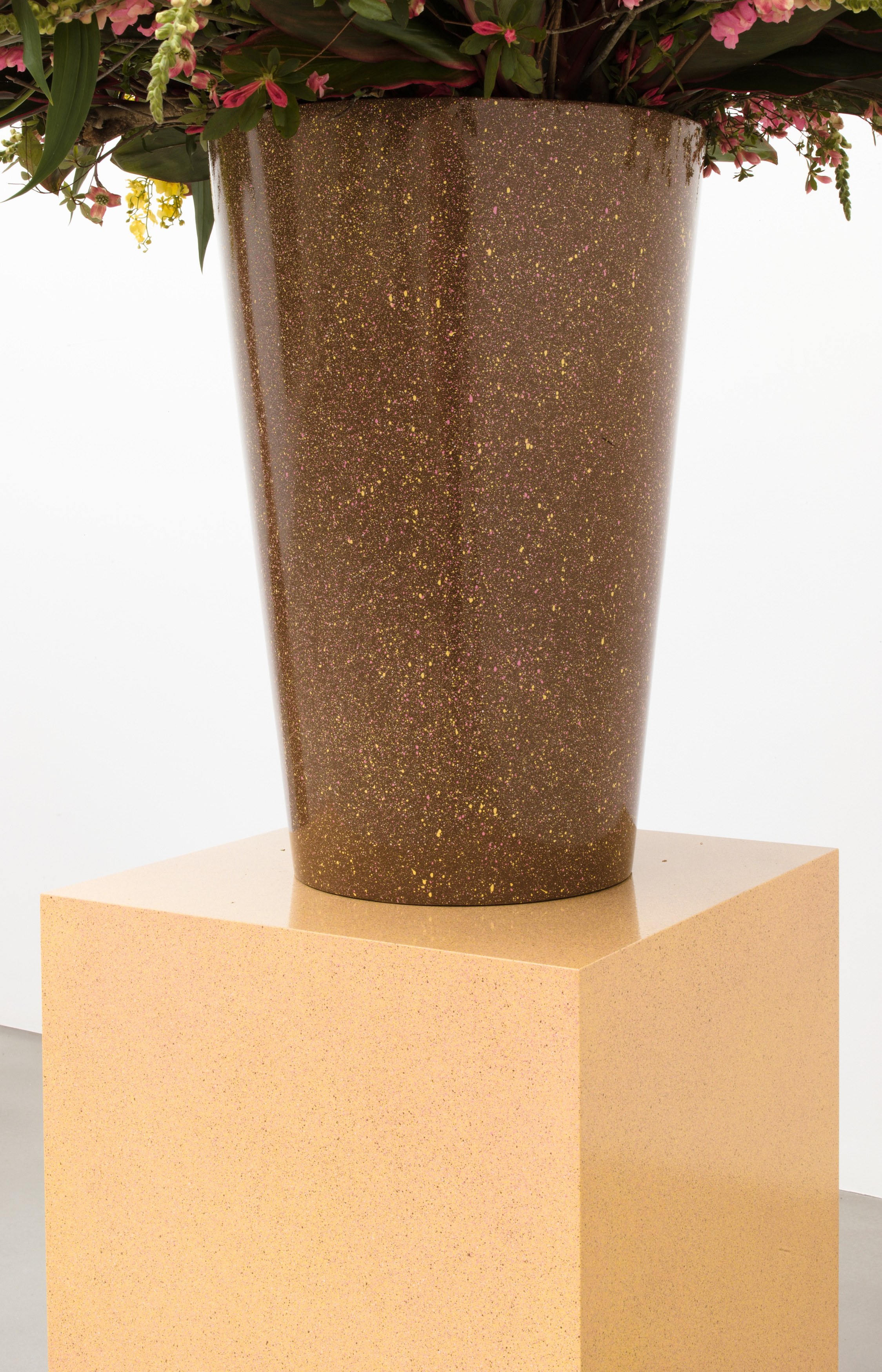 Willem de Rooij, Rye Wonk at Petzel, photo 41