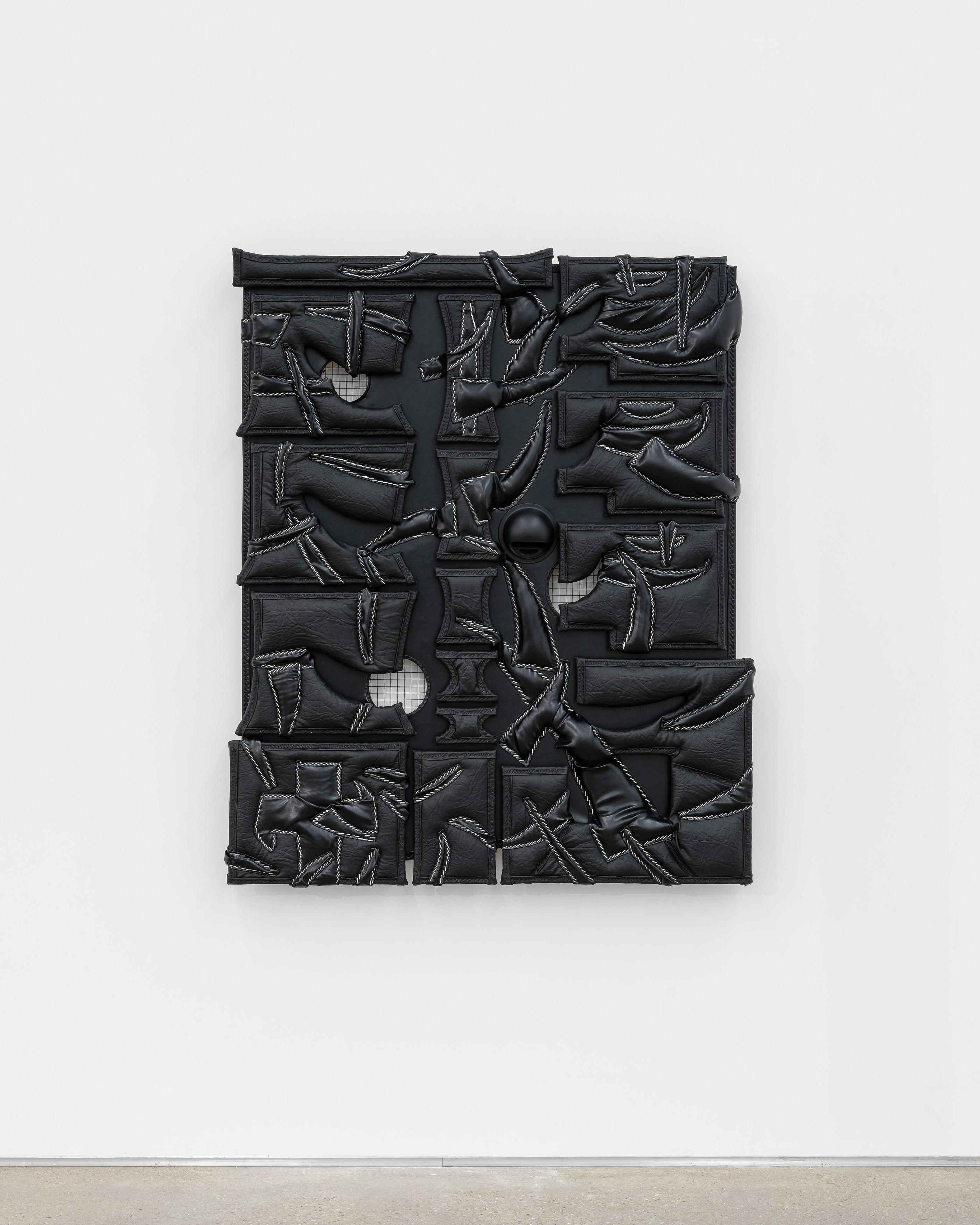 Biraaj Dodiya, Cezary Poniatowski, News from home at Galerie Derouillon, photo 38