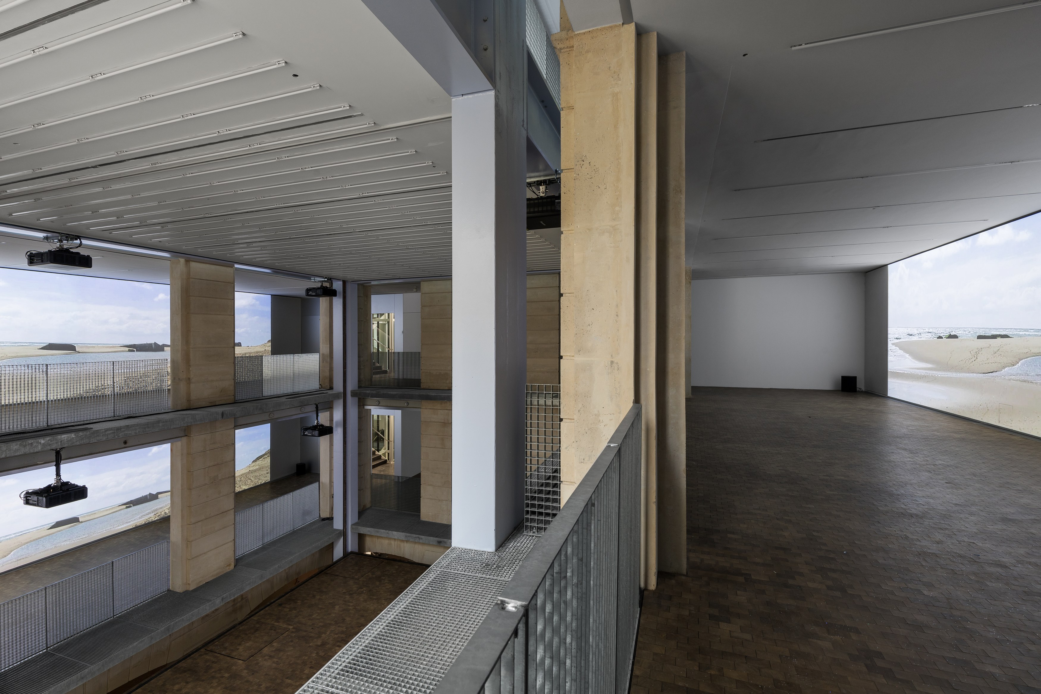 Lutz Bacher, The Silence of the Sea at Lafayette Anticipations, photo 4
