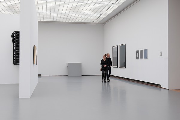 Image 2 of 24