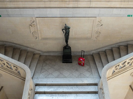 Image 3 of 32