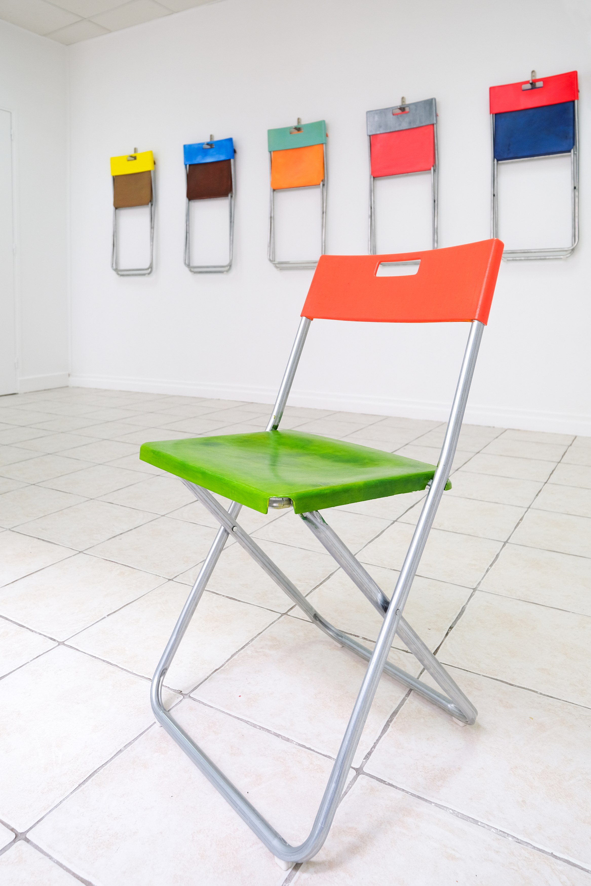 Archie Chekatouski, YOU CAN DO SO MUCH MORE WITH A CHAIR THAN YOU CAN WITH A PAINTING? at Goswell Road, photo 12