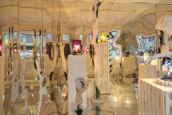 Image 3 of 8