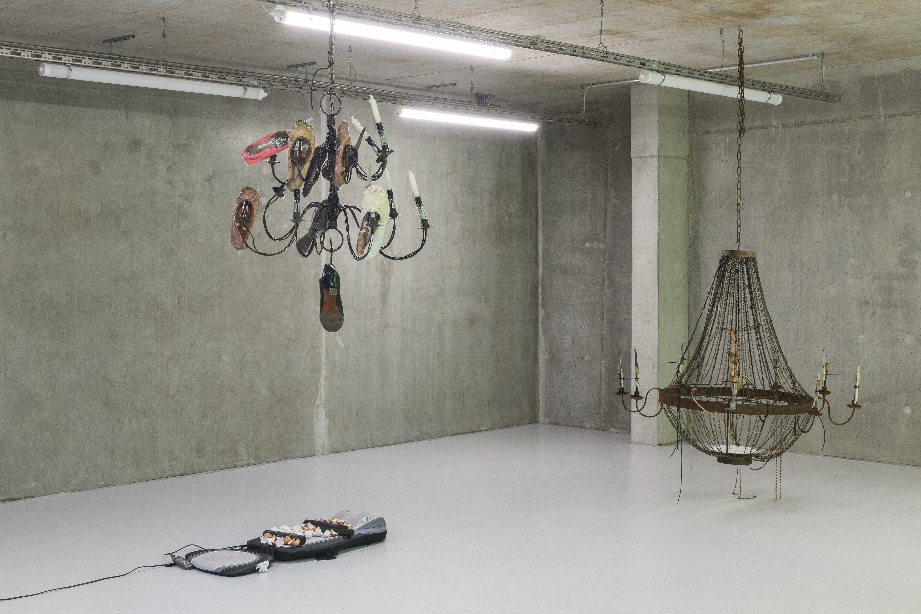 Lizzi Bougatsos, Stage Exit at Galerie Molitor, photo 3