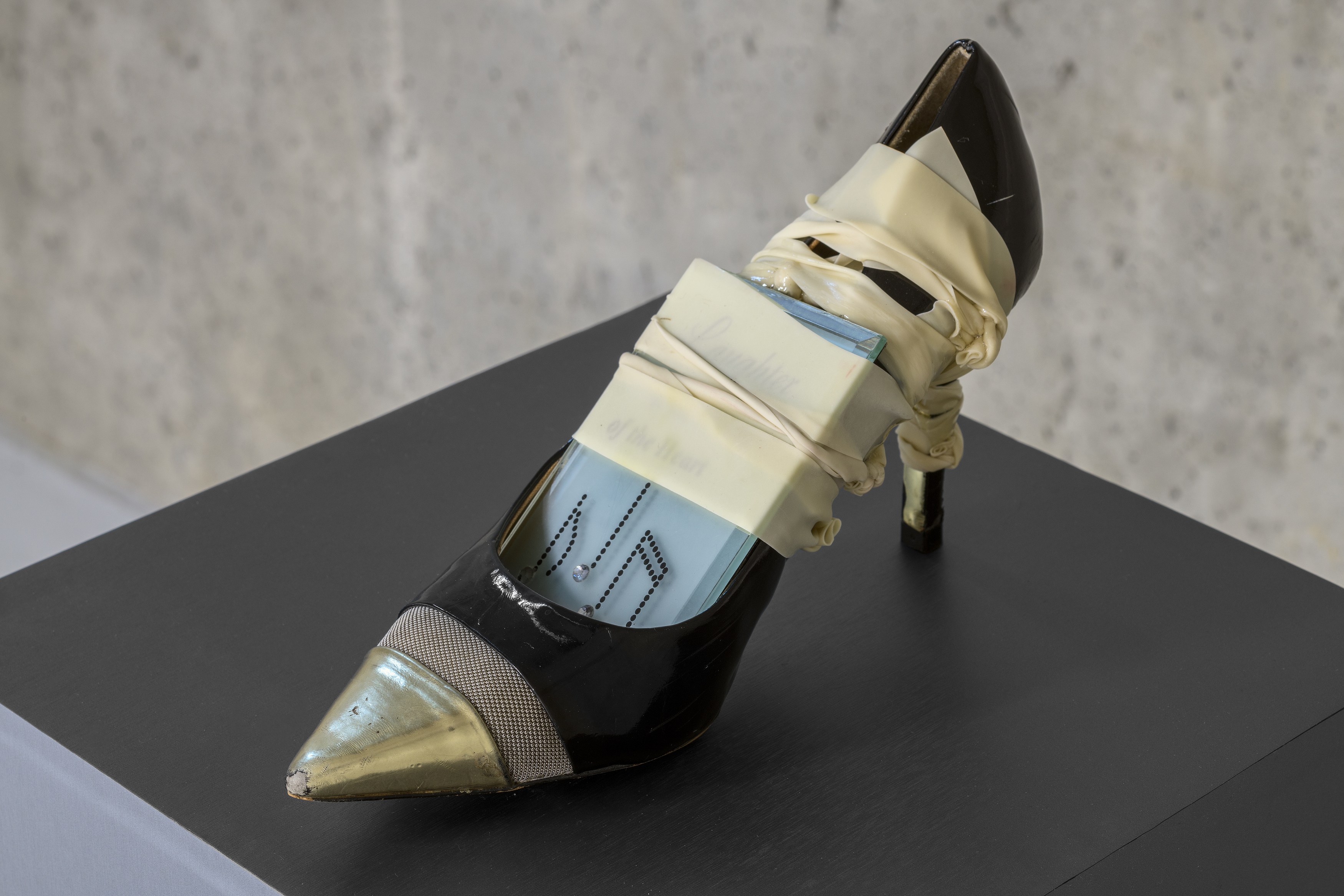 Lizzi Bougatsos, Stage Exit at Galerie Molitor, photo 14