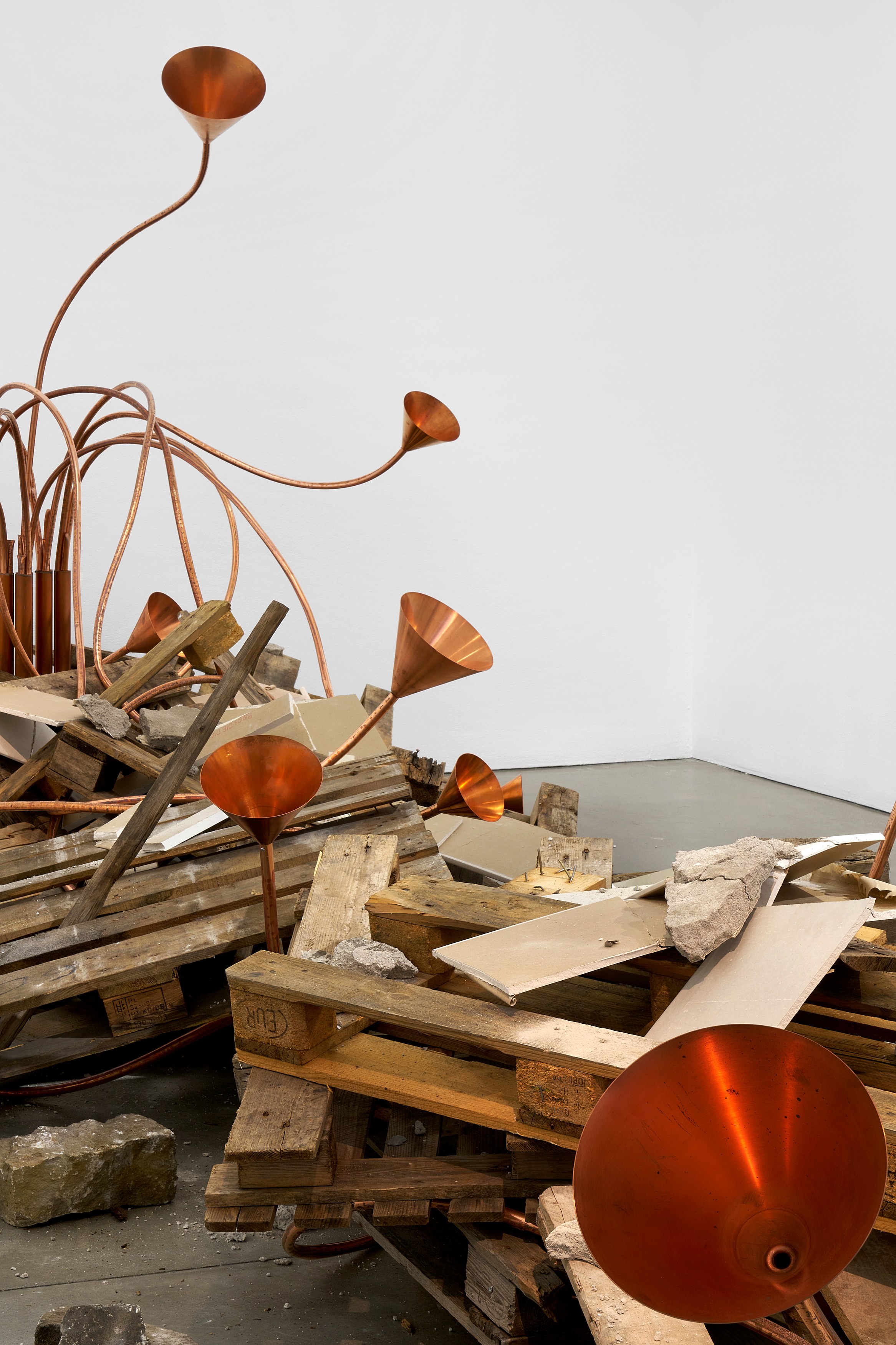 Rebecca Horn, Concert of Sighs at Galerie Thomas Schulte, photo 9
