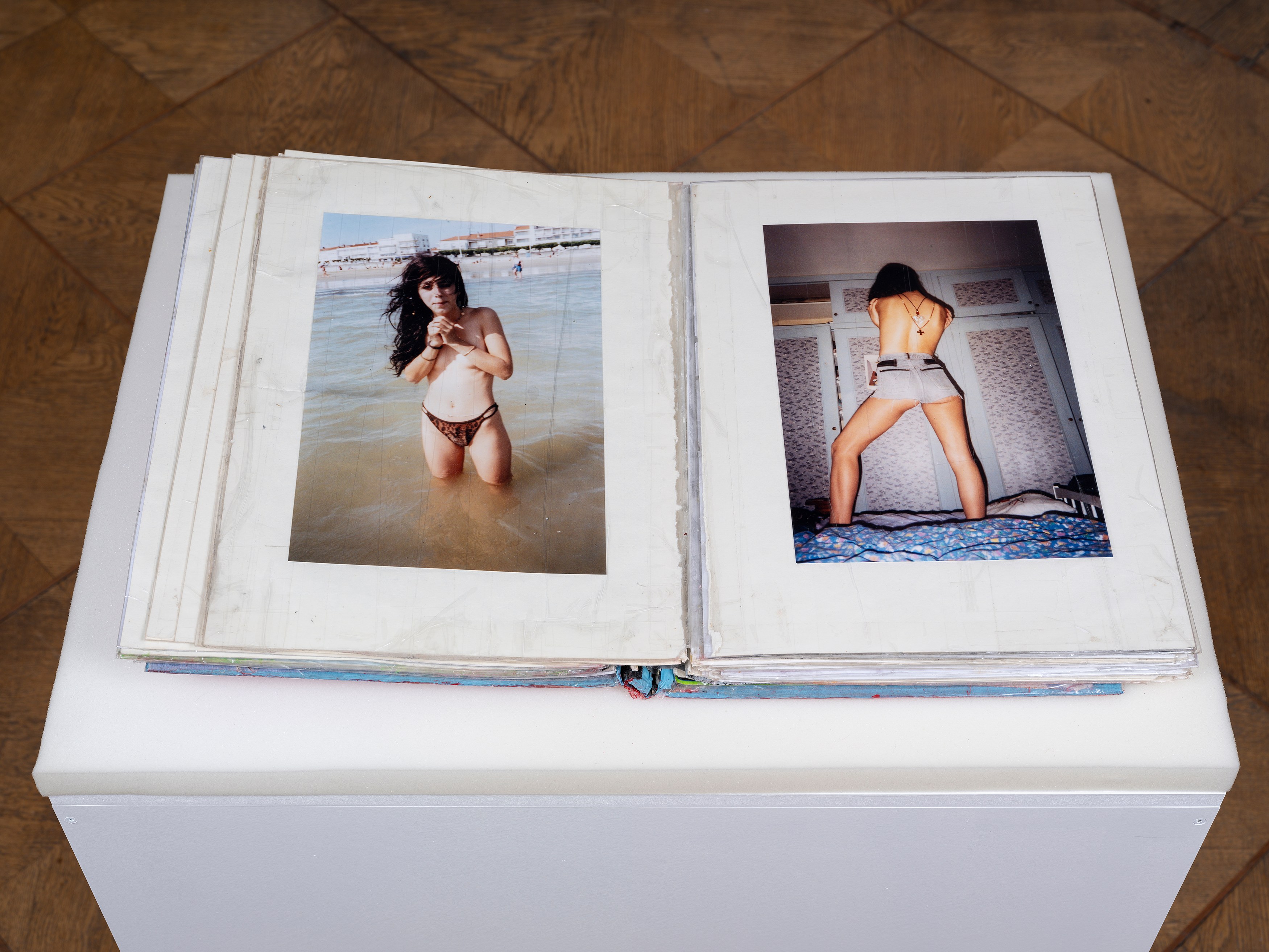 Thomas Cap de Ville, shrugs at Lars Friedrich, photo 7