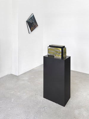 Image 2 of 22