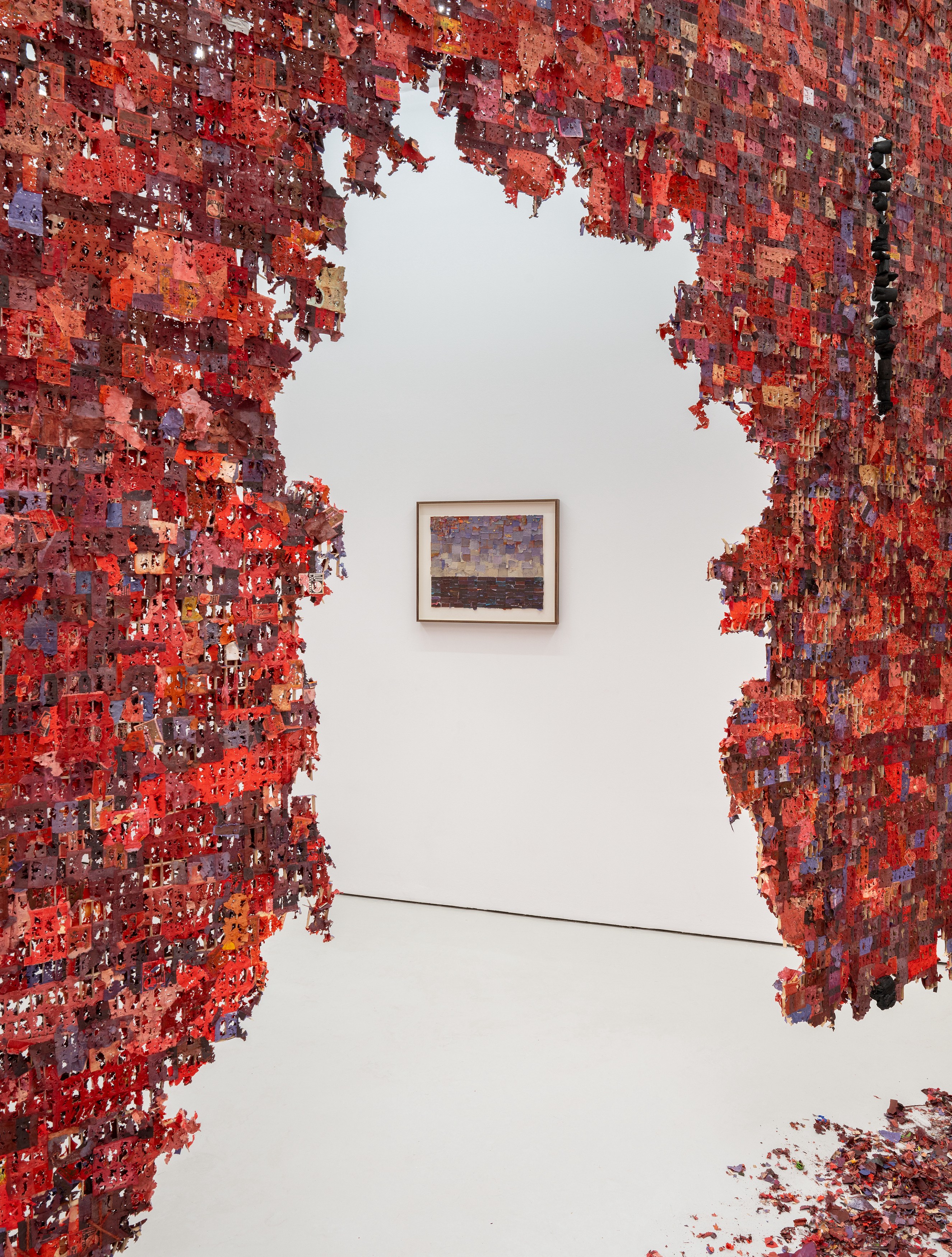 Antonio Társis, Storm in a teacup at Carlos/Ishikawa, photo 2