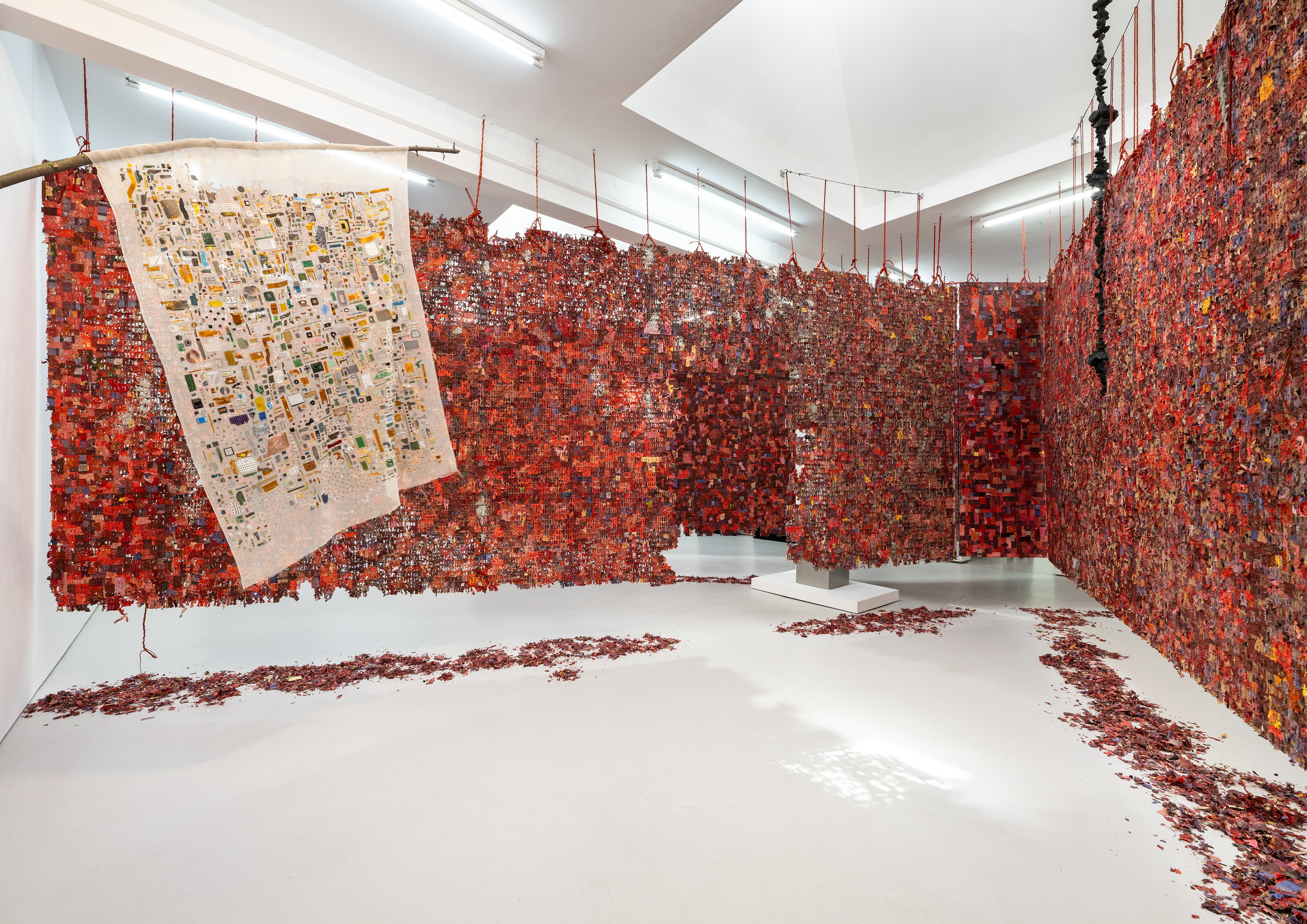 Antonio Társis, Storm in a teacup at Carlos/Ishikawa, photo 7
