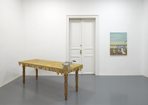 Image 2 of 25