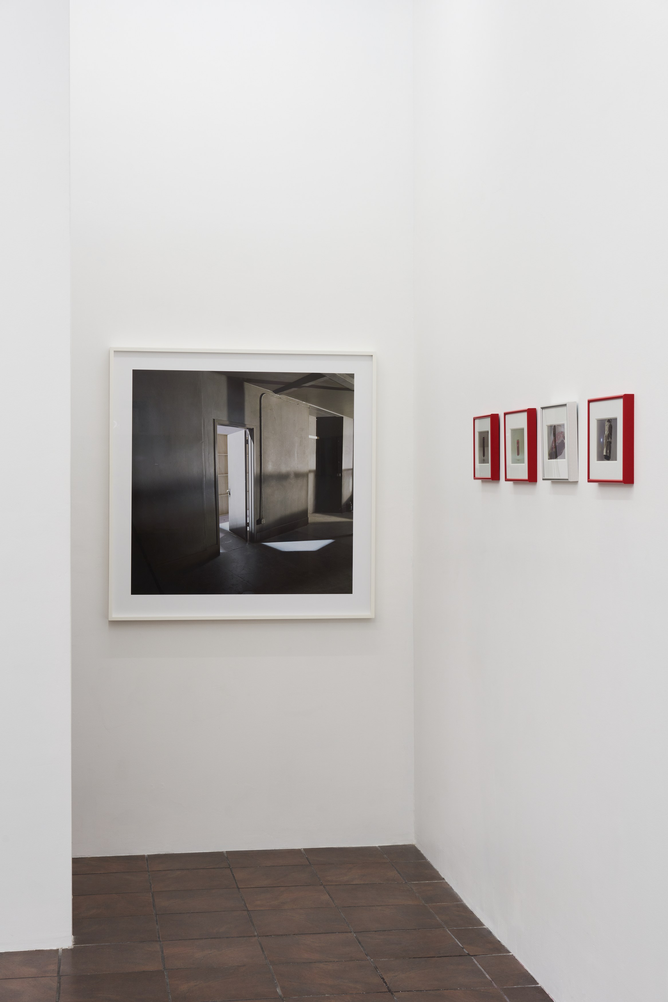 John Divola, Megan Plunkett, Home Again at Timeshare, photo 10