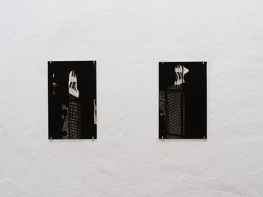 Image 4 of 16