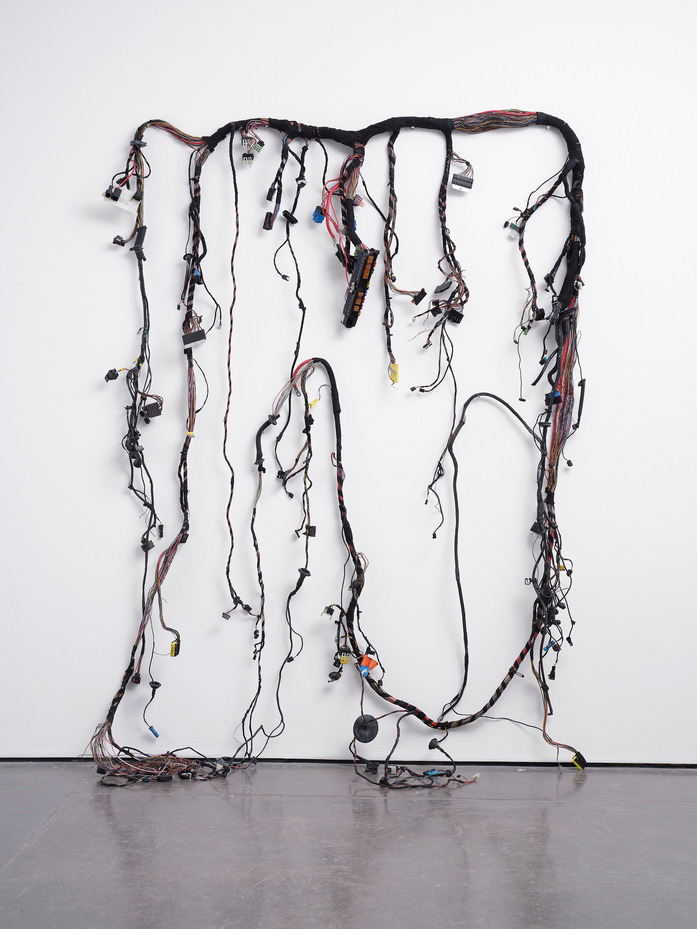 Alexandra Bircken, Gebrochenes Pferd at Museum St, photo 7