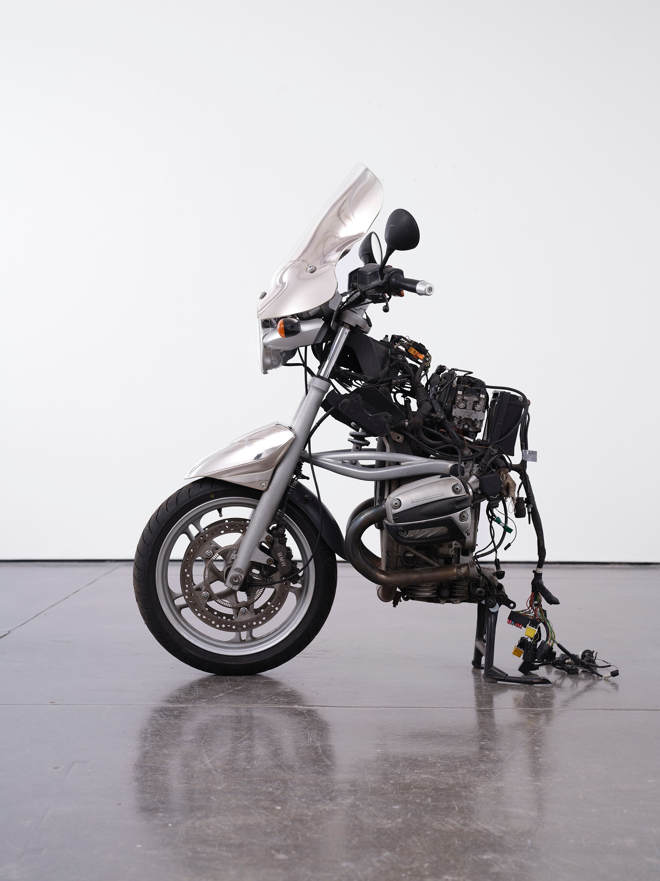 Alexandra Bircken, Gebrochenes Pferd at Museum St, photo 12