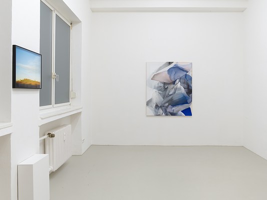 Image 4 of 12