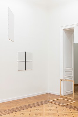 Image 10 of 31