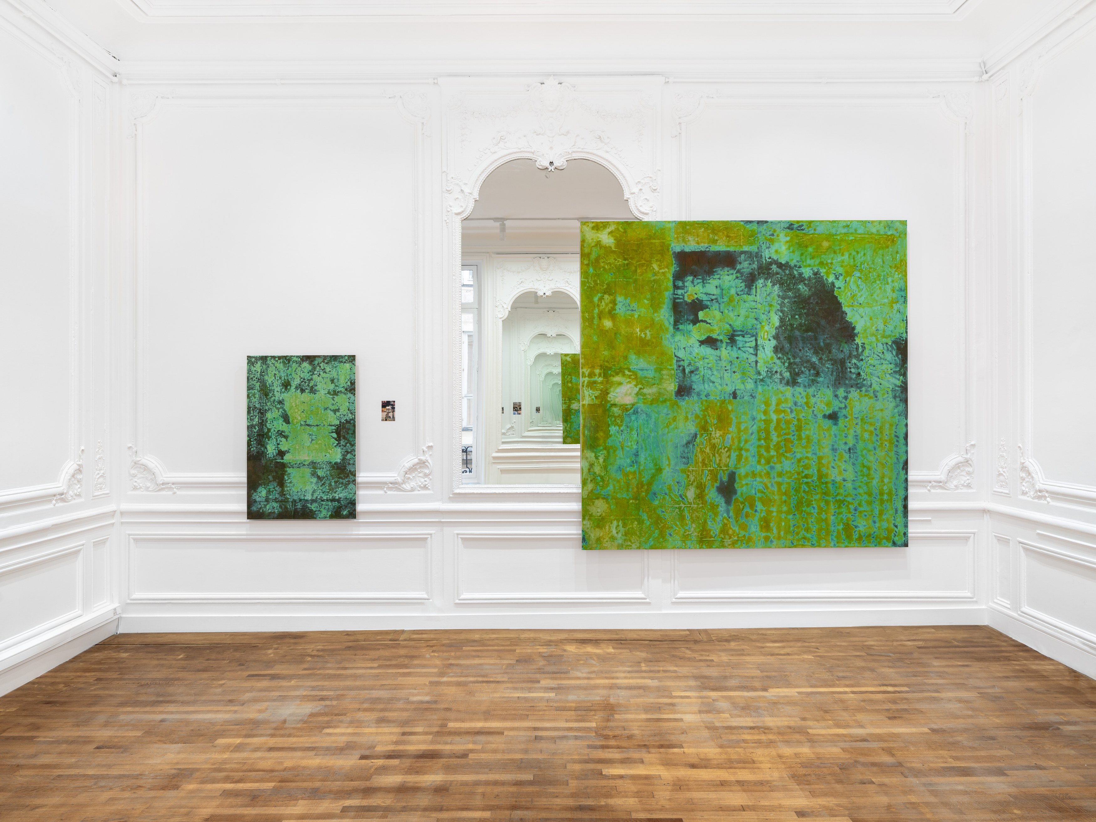 Mimosa Echard, Lies at Galerie Chantal Crousel, photo 2