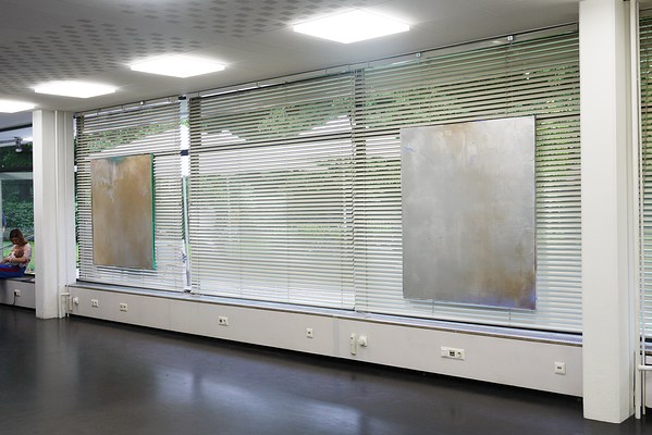 Image 7 of 28