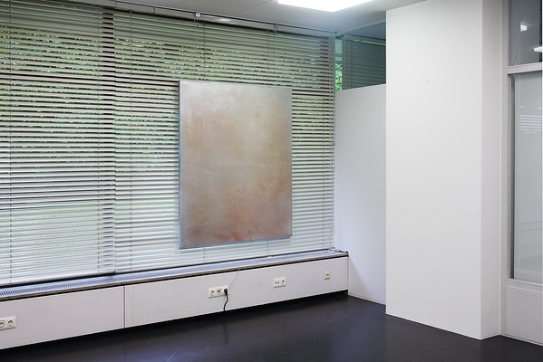 Image 8 of 28