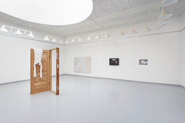 Image 1 of 33