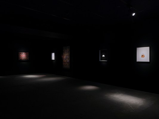 Image 2 of 32