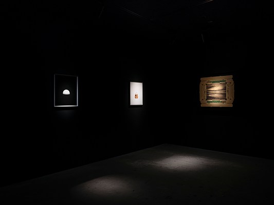 Image 3 of 32