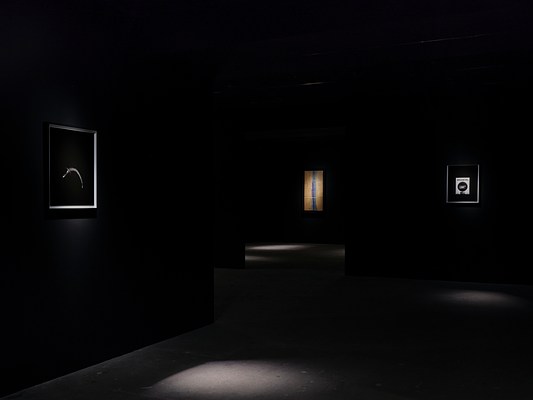 Image 7 of 32