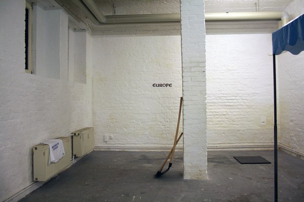Image 3 of 23