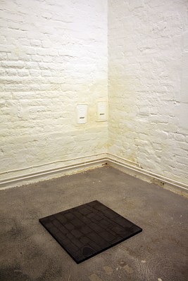 Image 5 of 23