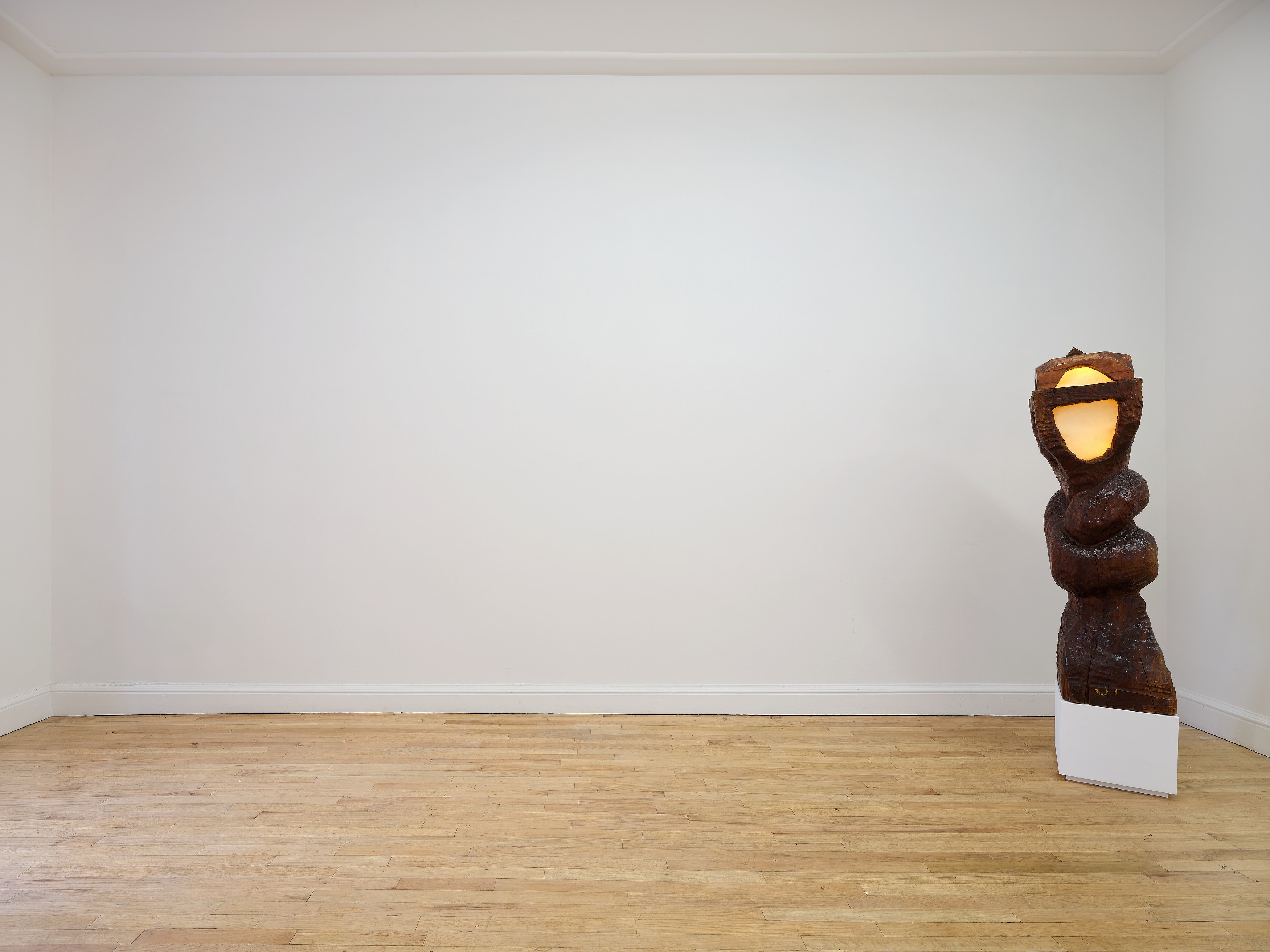 Milly Skellington, An Alternate Ending to a Tale of Two Cities: in Wood and Stone at Galerie Timonier, photo 2