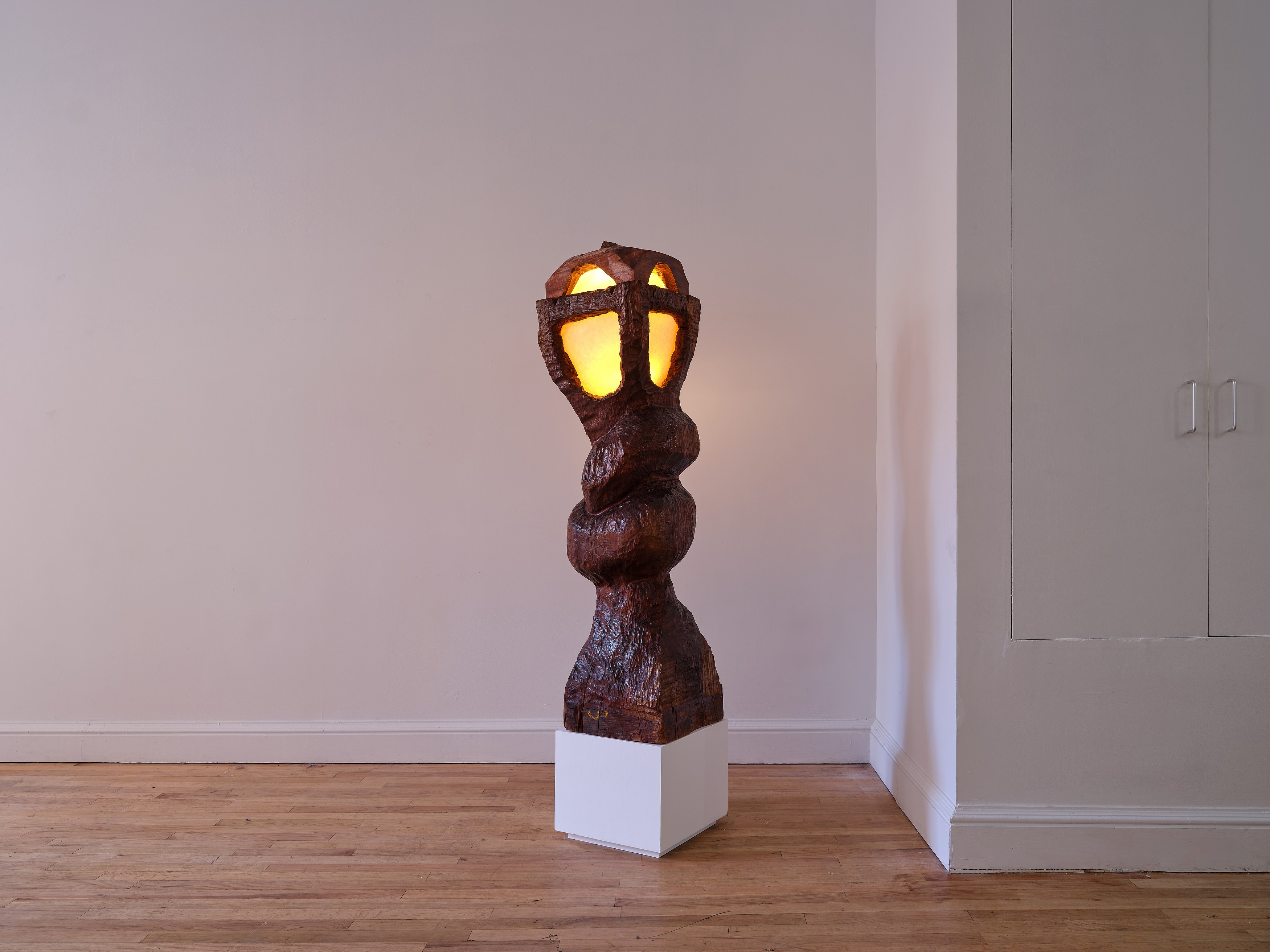 Milly Skellington, An Alternate Ending to a Tale of Two Cities: in Wood and Stone at Galerie Timonier, photo 8