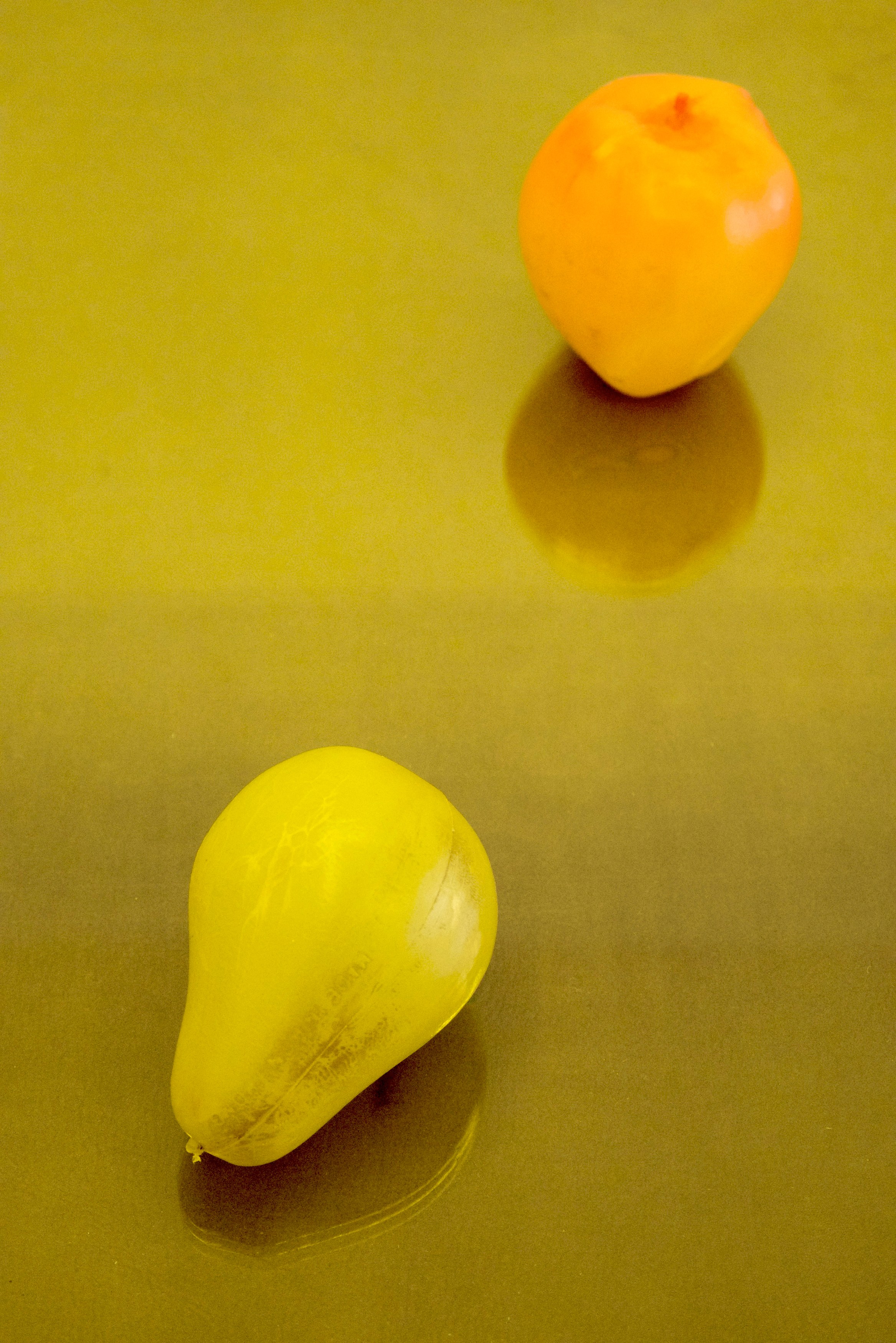 Charlotte Moth, Dim glows at Marcelle Alix, photo 15