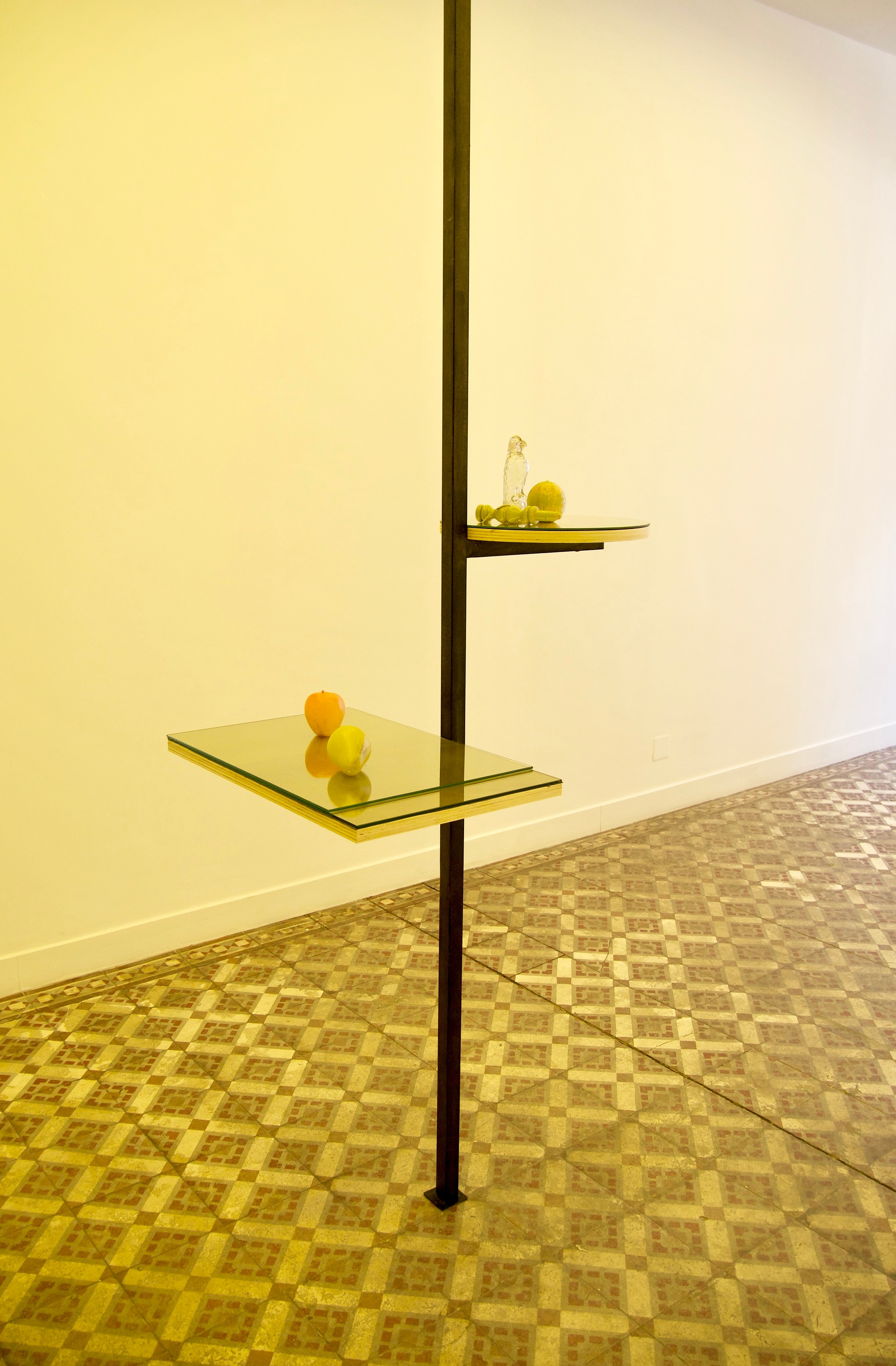 Charlotte Moth, Dim glows at Marcelle Alix, photo 3