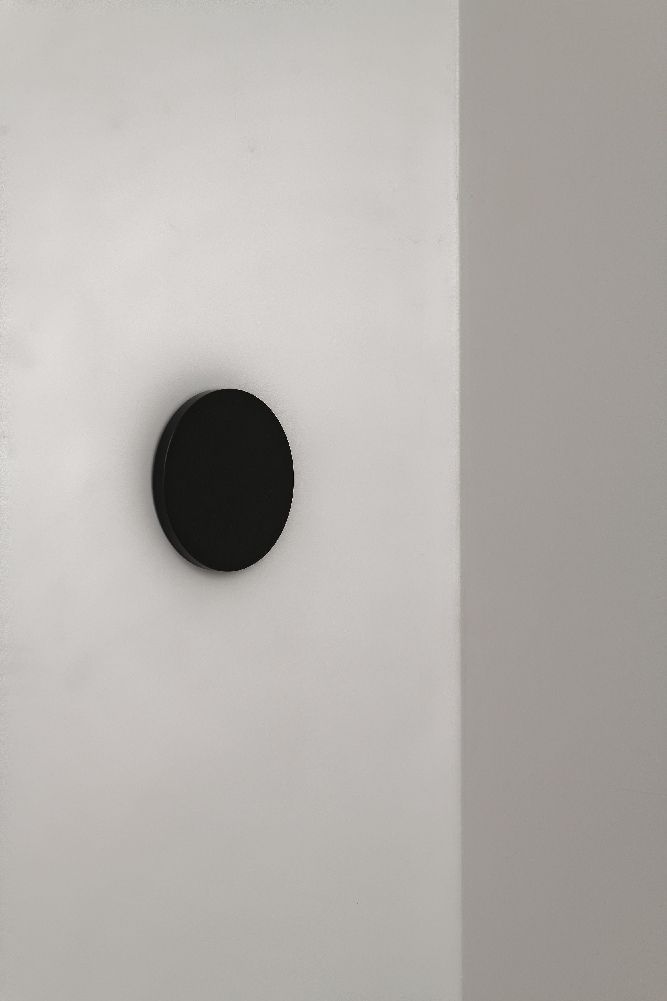 Charlotte Moth, Dim glows at Marcelle Alix, photo 23