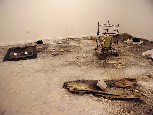 Image 2 of 4